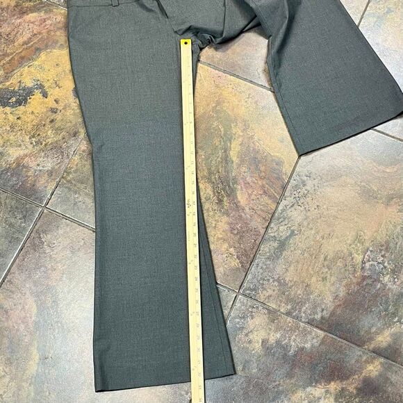 Gianni Bini Gray Women’s Pant Suit 12 - Picture 3 of 14